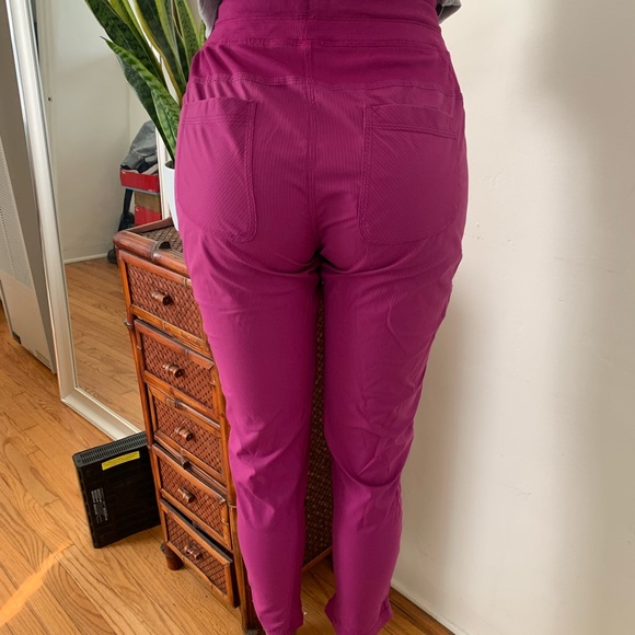 Lululemon joggers fuchsia size 10 - Picture 5 of 5